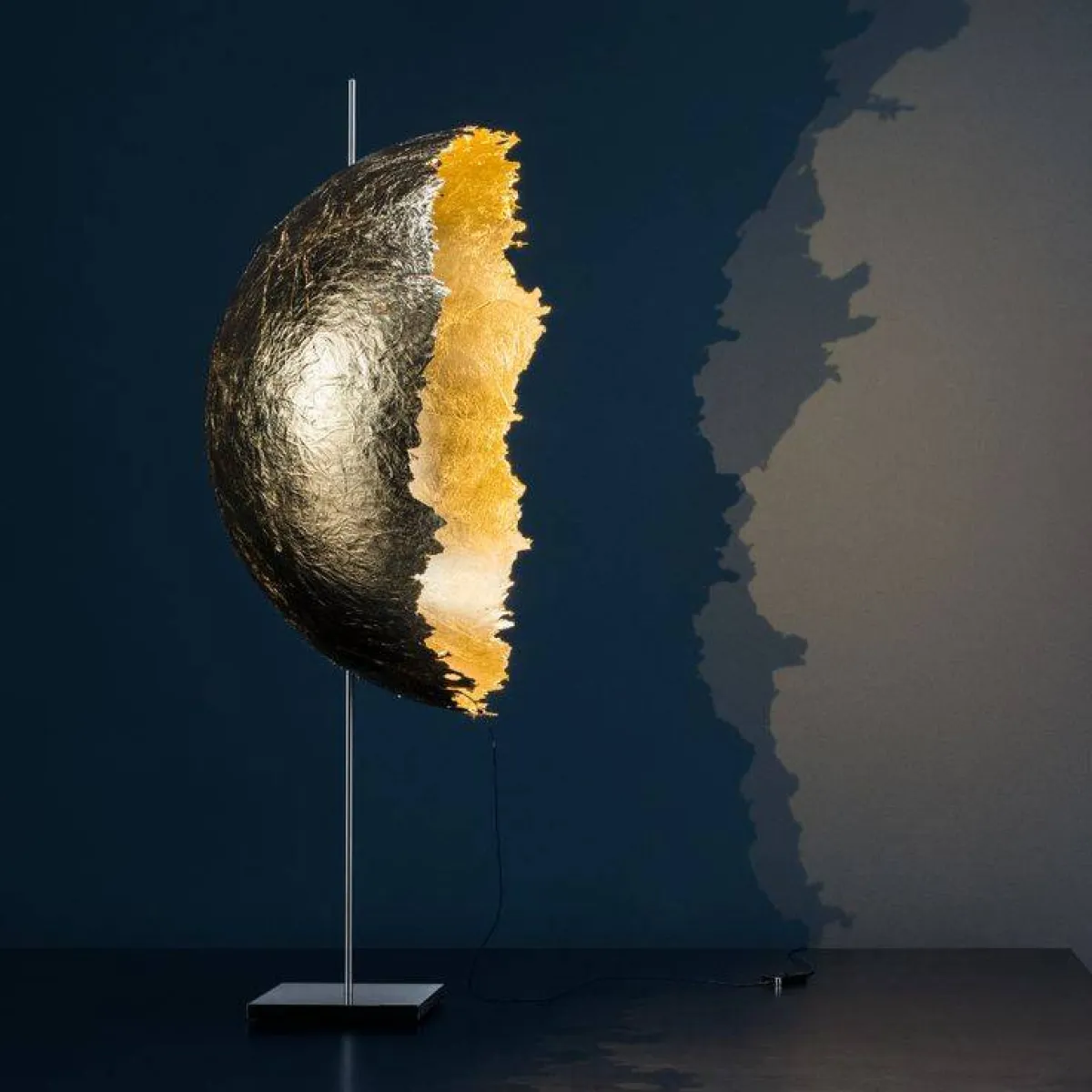 الإضاءة المحوريّة عبارة عن إكسسوار برّاق وجريء