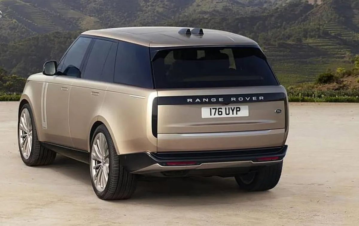   رنج روفر PHEV 2023 تتمكن من قطع مسافة 113 كم باستخدام الطاقة الكهربائية فقط