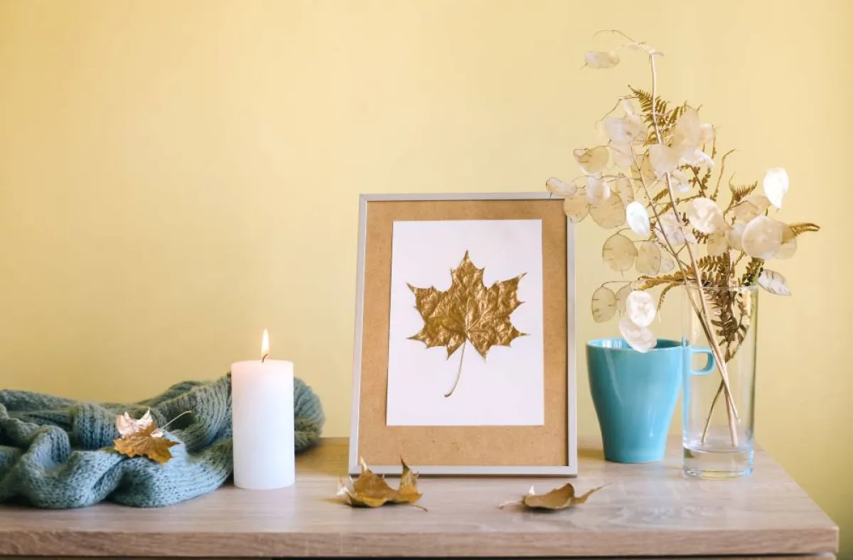 من الهامّ البعد عن المبالغة في توزيع الإكسسوارات في المساحة 