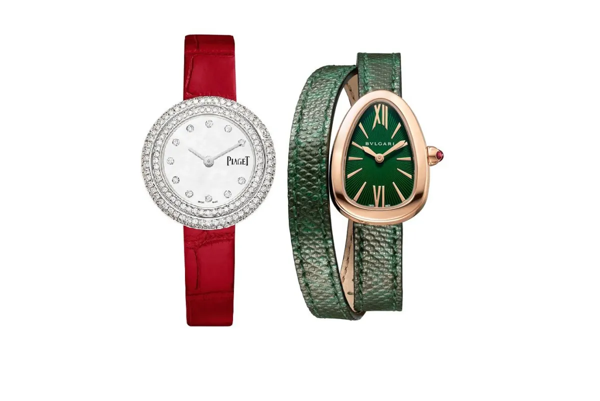 ساعات مع أحزمة قابلة للتبديل