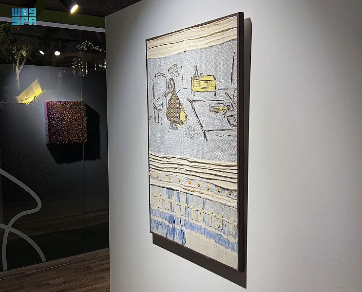 لوحة فنية لفنانة سعودية واعدة - الصورة من واس