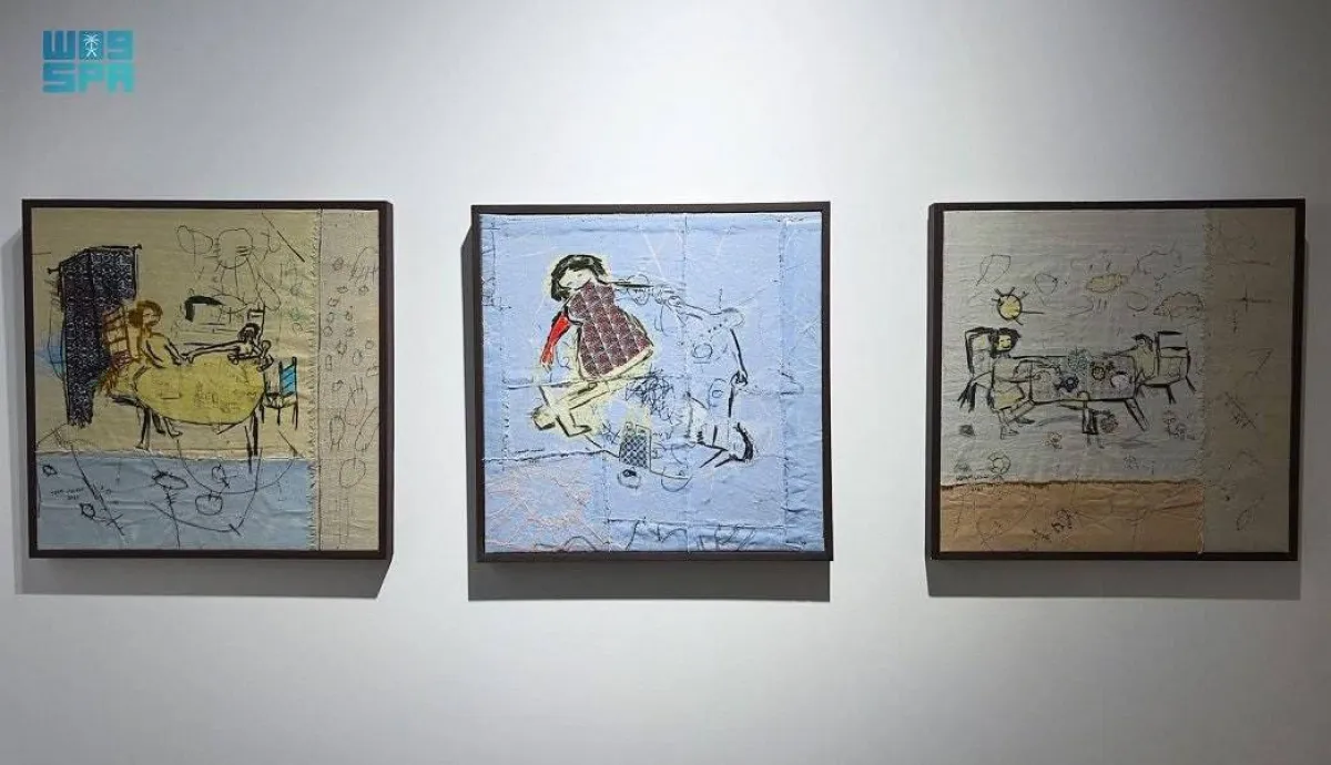 لوحات تسلط الضوء على الأم السعودية في الأسرة - الصورة من واس