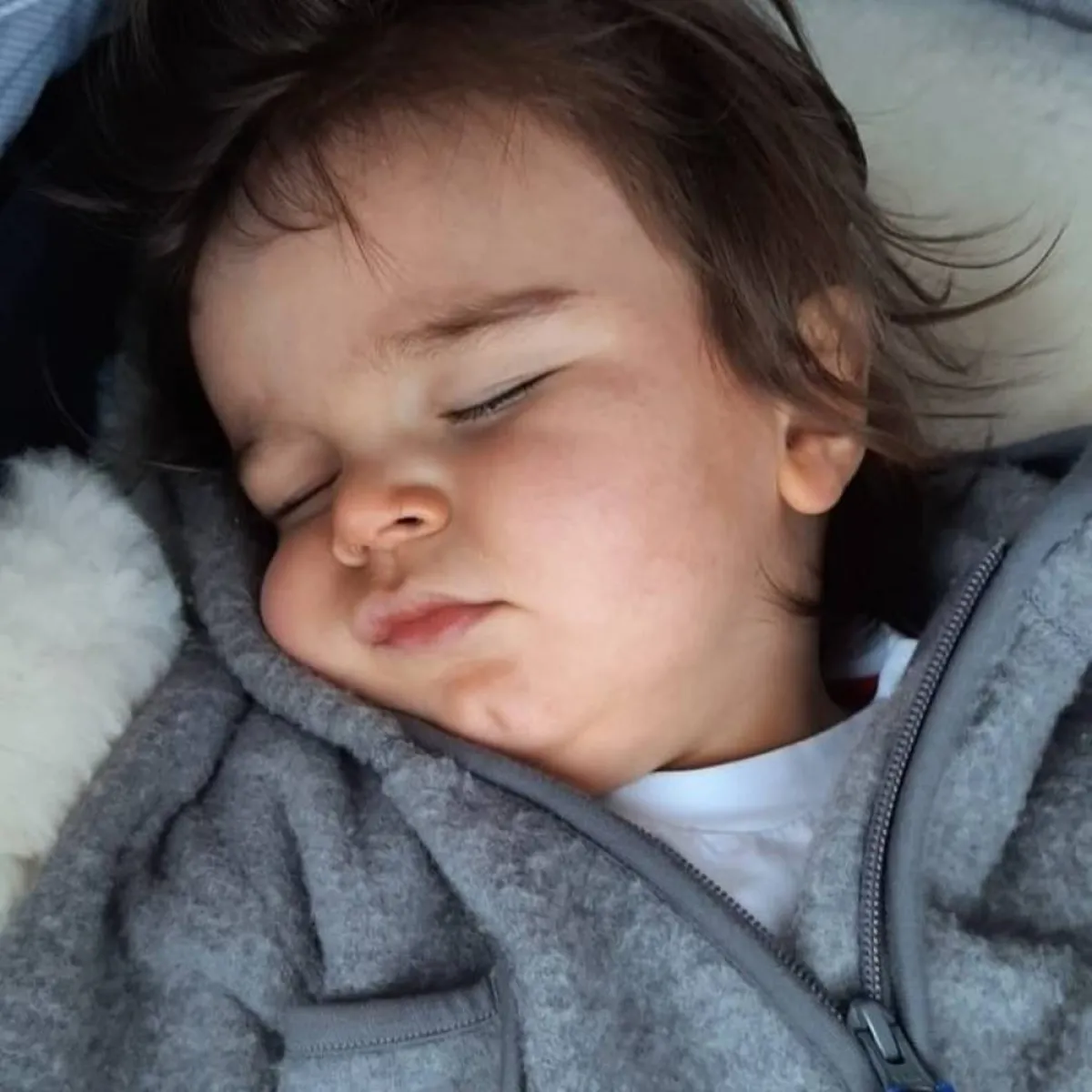 صورة لطفل نائم