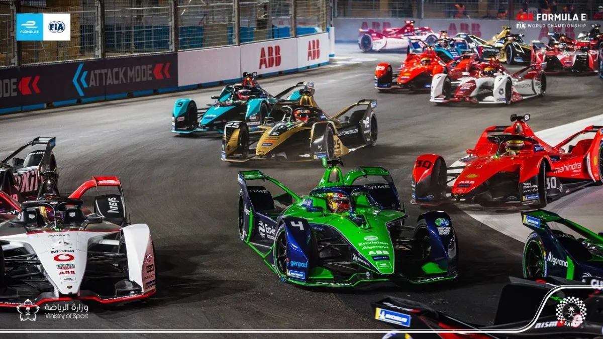 سباق فورمولا إي الدرعية - الصورة من حساب الاتحاد السعودي للسيارات على تويتر
