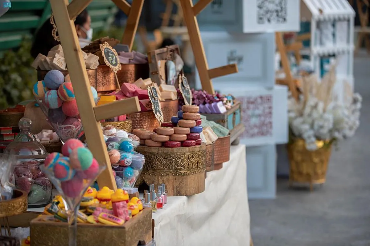 سوق الأحد في بوليفارد رياض سيتي - الصورة من واس