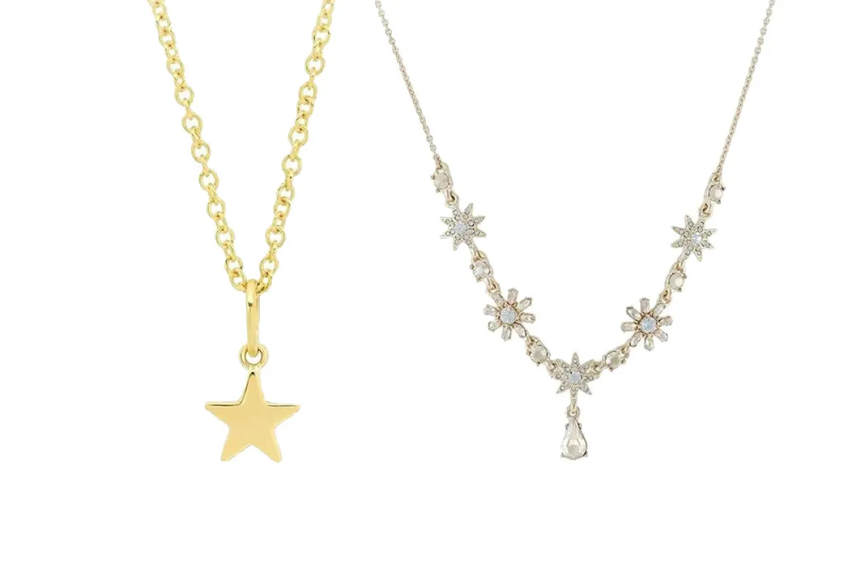 موديلات قلادات على شكل نجمة