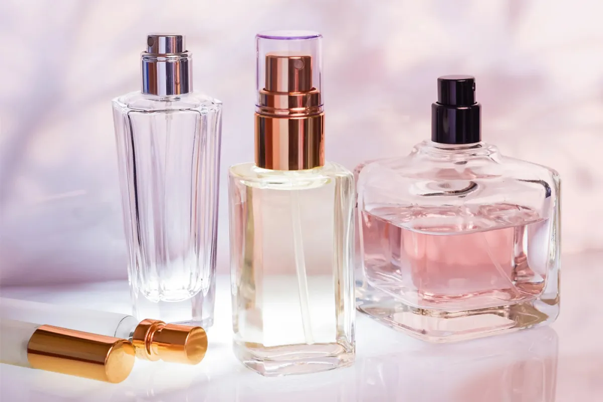 أجمل العطور المناسبة للأبراج الهوائية