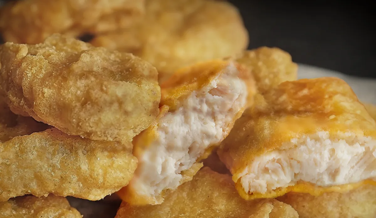  ماهي مكونات التشيكن ماك ناجتس؟ 