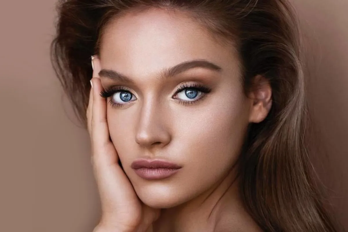 مكياج عروس طبيعي للعيون الغائرة(الصورة من حساب tamarawilliams على إنستغرام)