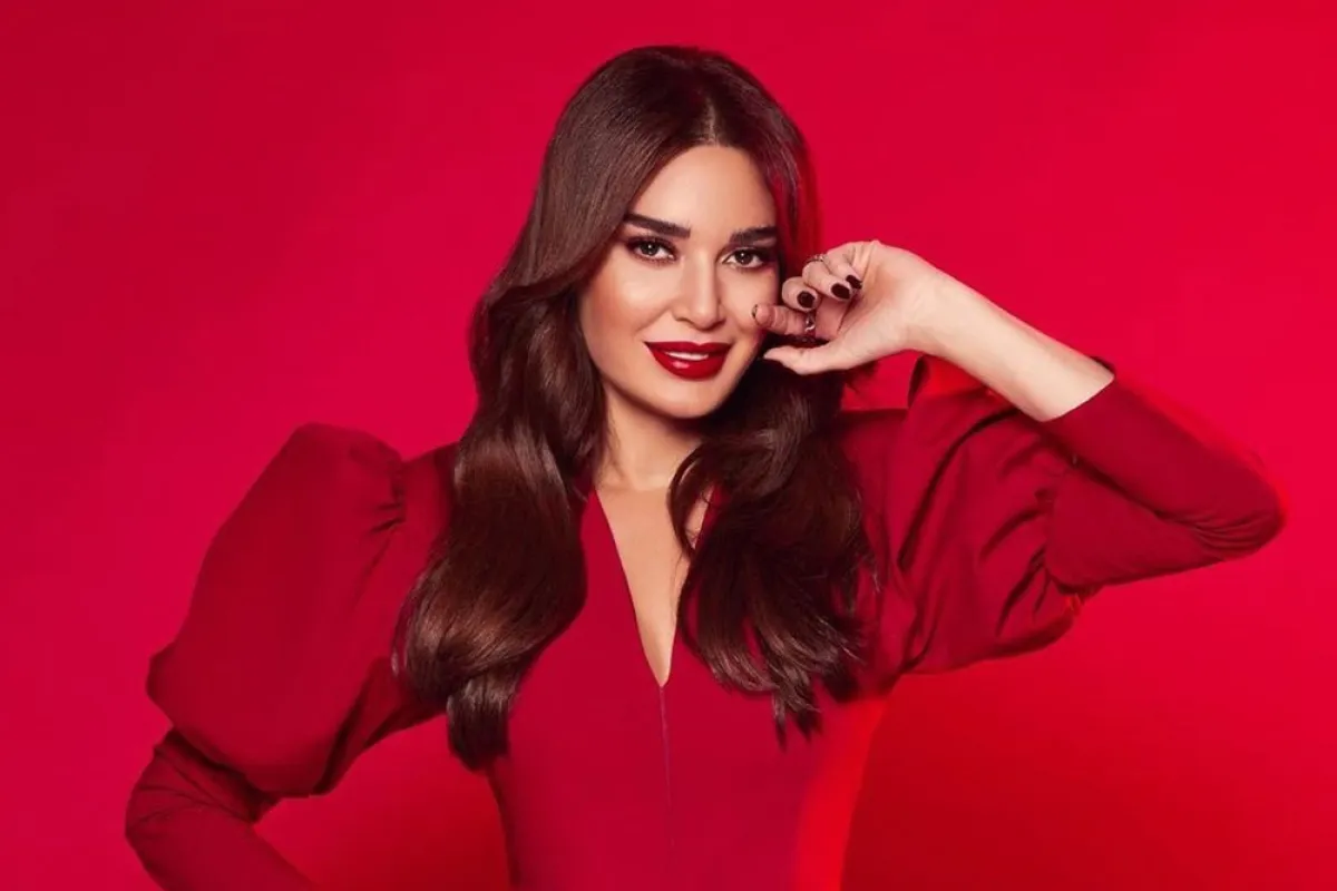 تسريحة الويفي للشعر من سيرين عبدالنور -الصورة من حسابها على الانستغرام