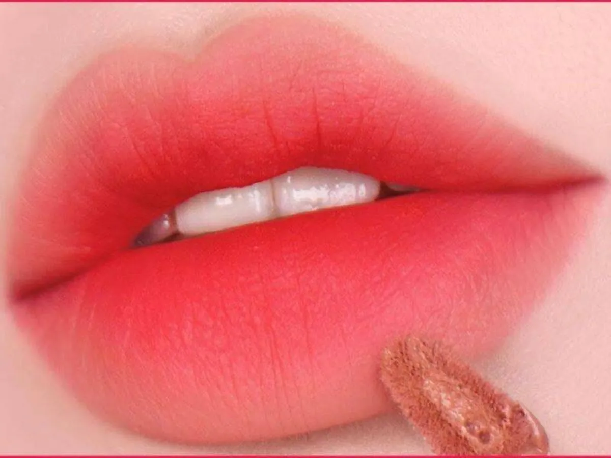 مكياج الشفاة