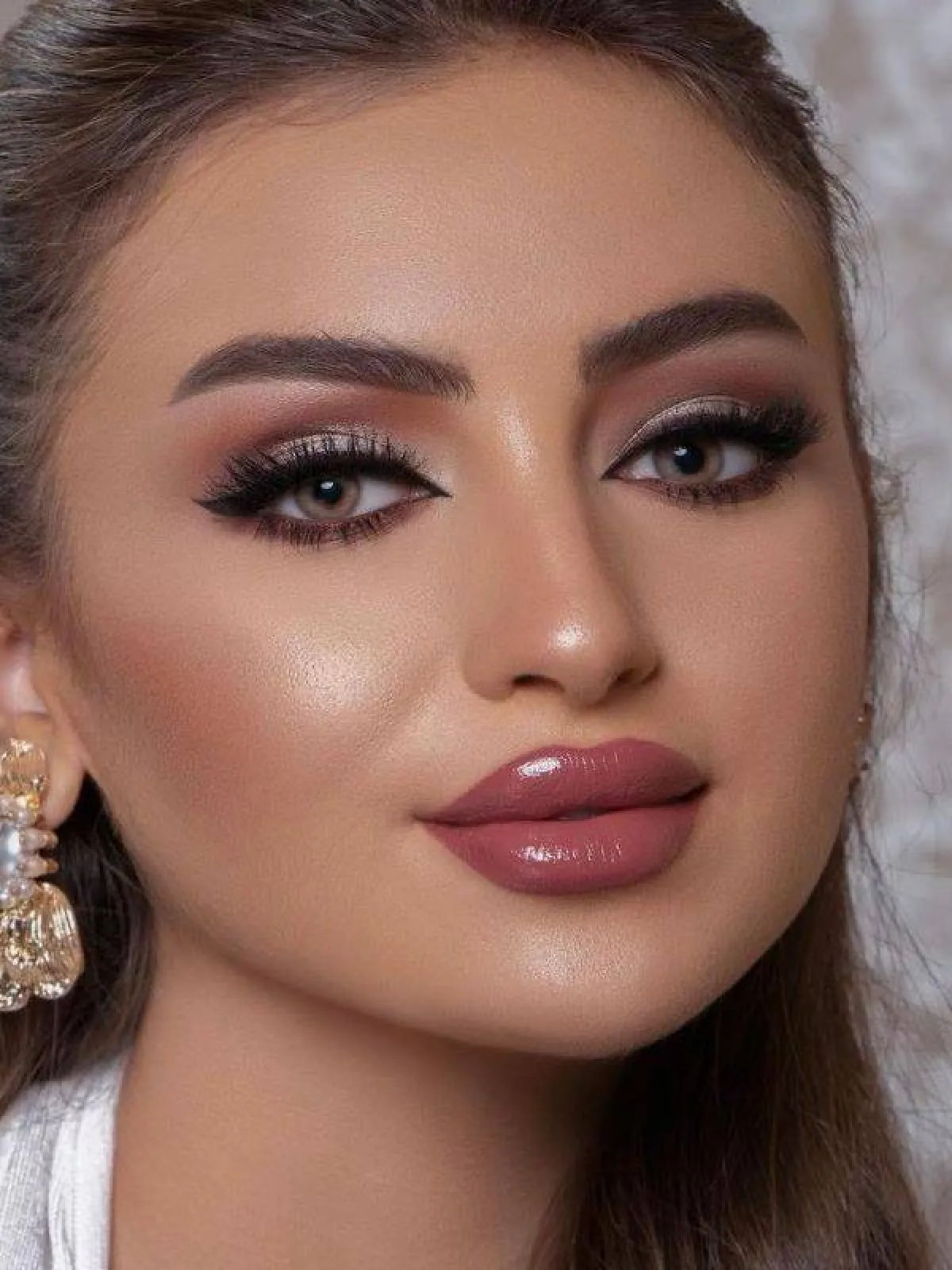 مكياج لامع للعروس