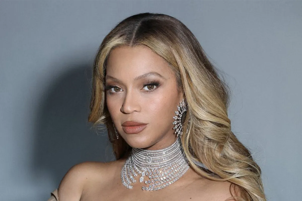 بيونسيه بمجوهرات ميسيكا-الصورة من حساب النجمة على انستغرام