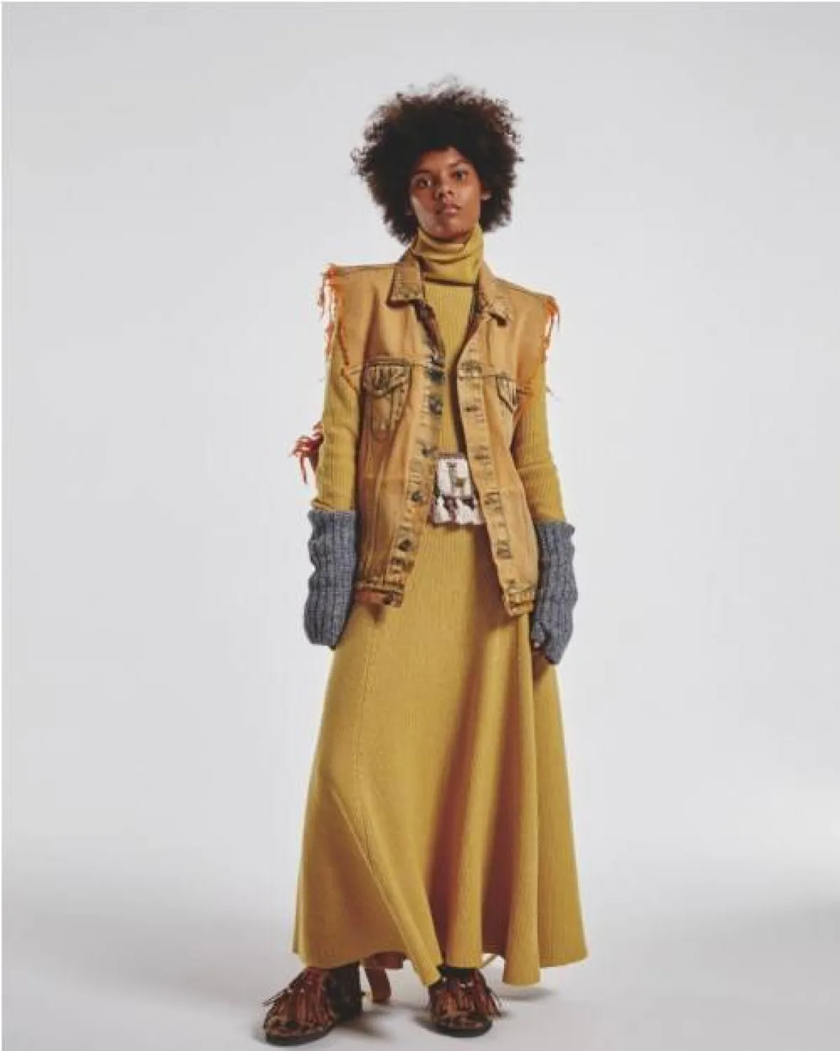  فستان تريكو مع الجاكيت من ألانوي Alanui 