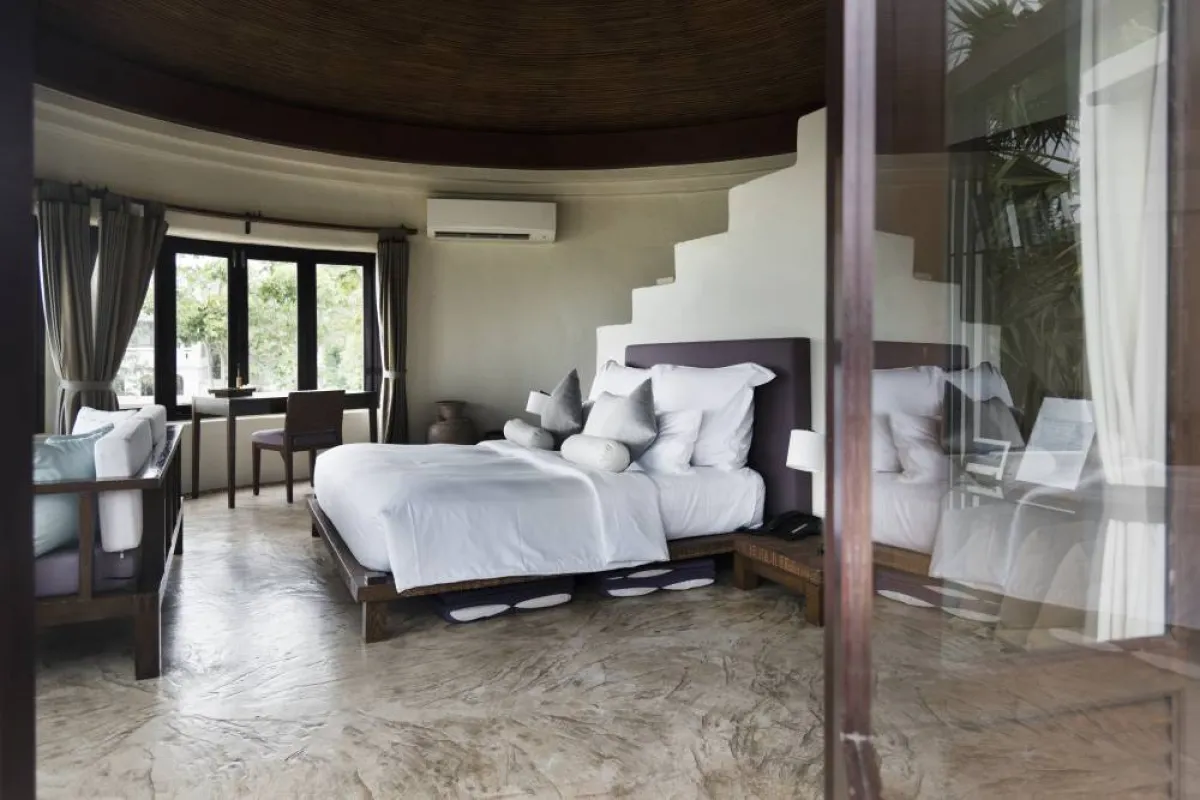 الحصول على زاوية  لتوفير مساحة كافية داخل الغرفة