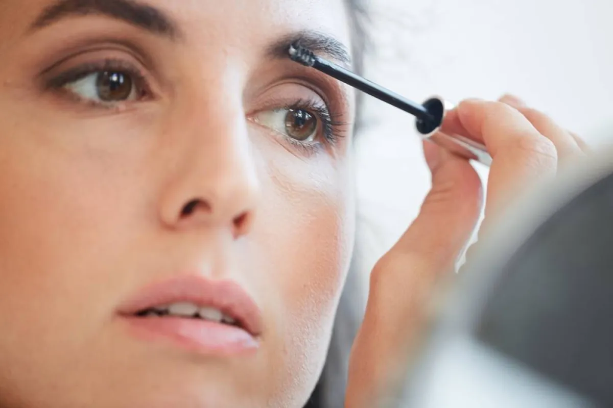 صابونة الحواجب