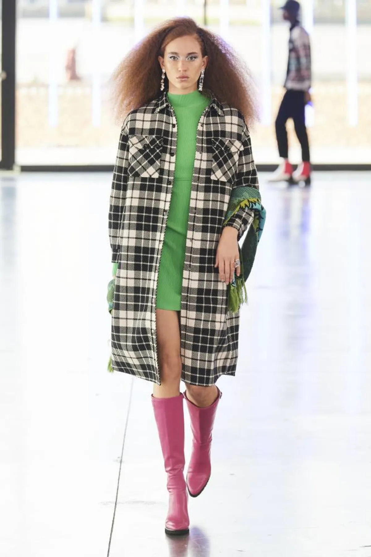 معطف كارو من مارك فاست Mark Fast  