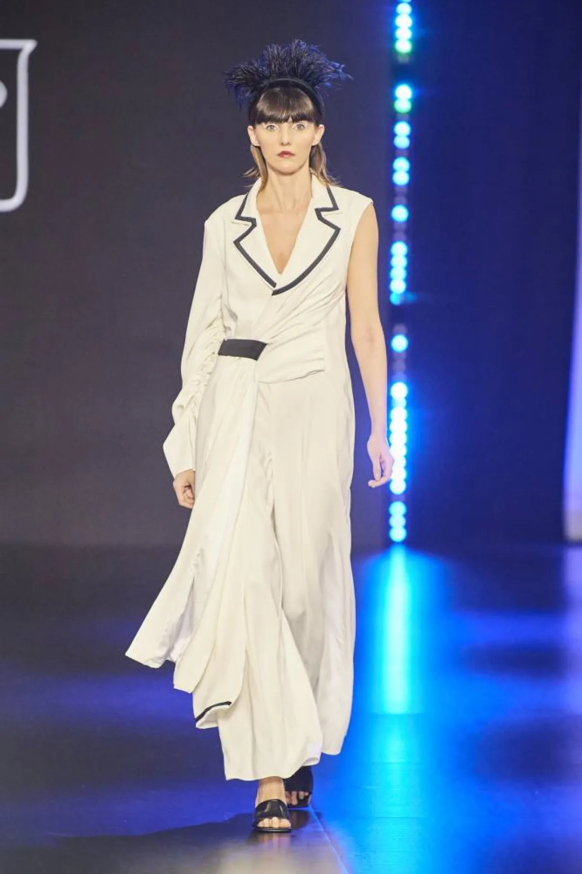 فستان سهرة راقي من أكاديميا كوييفه Accademia Koefia 