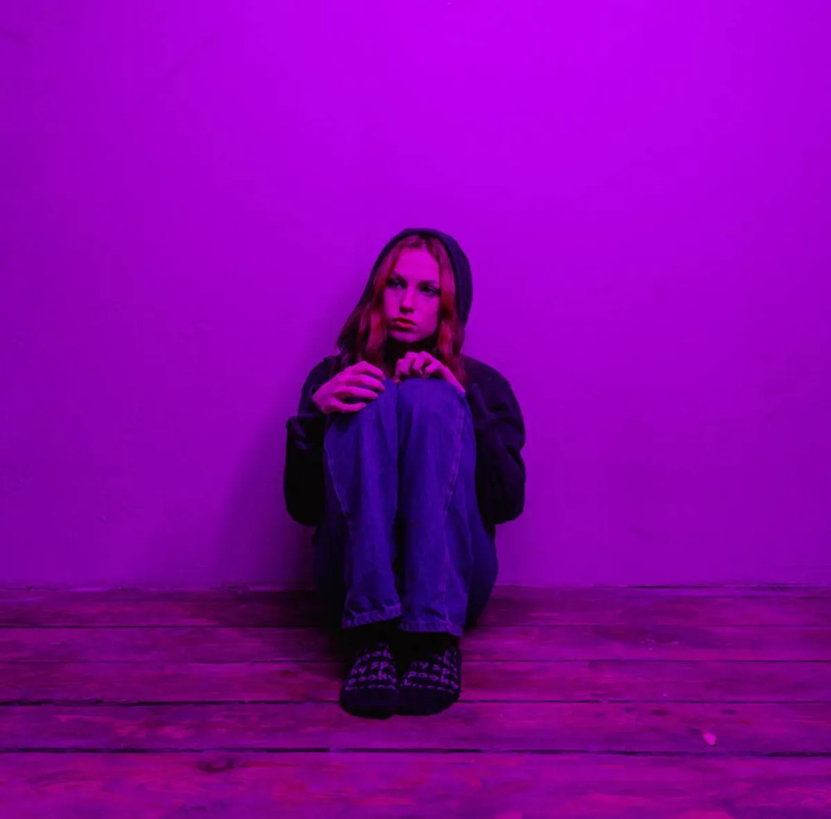 مخاطر ملء عواطفنا