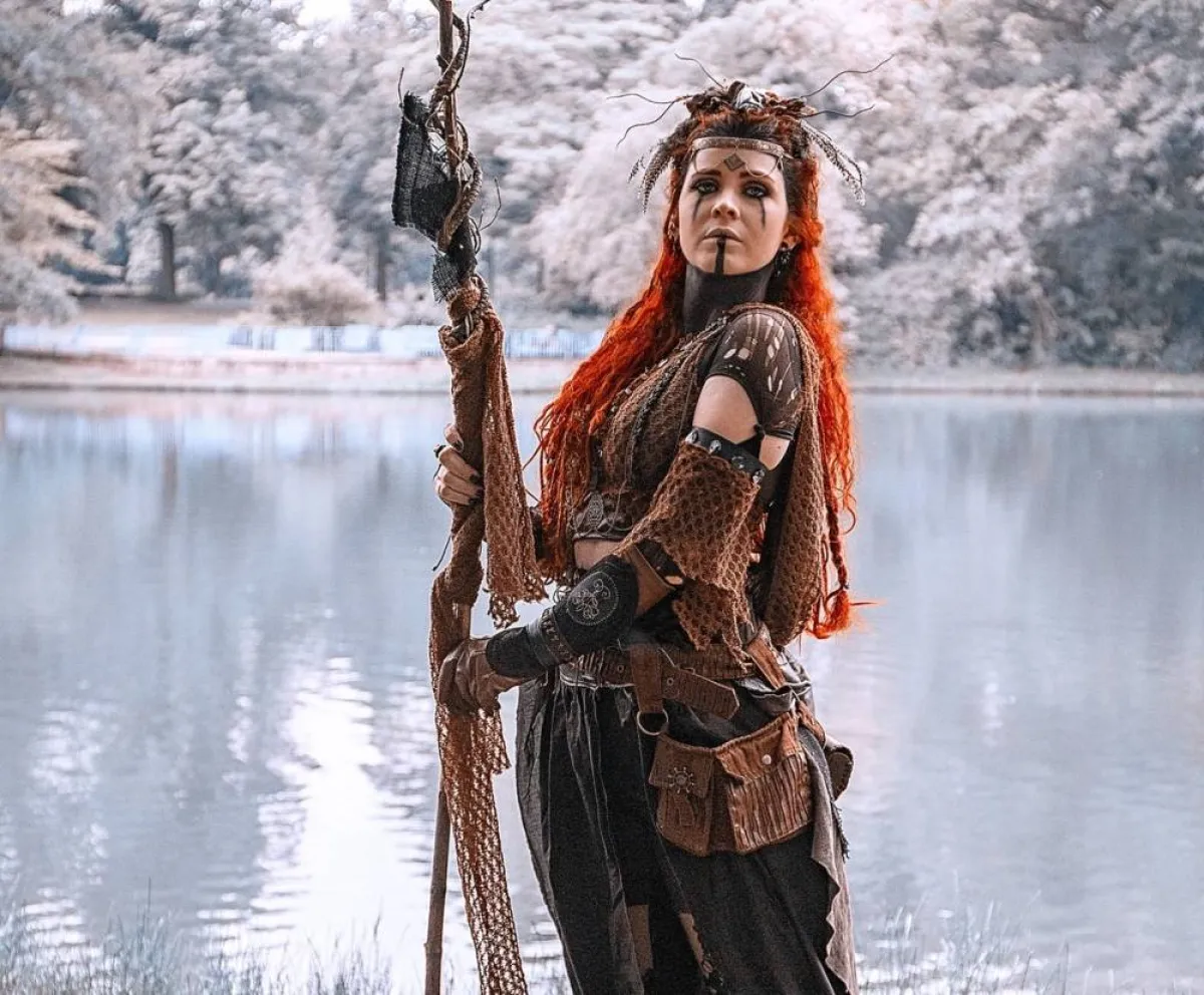 صورة لمحاربة