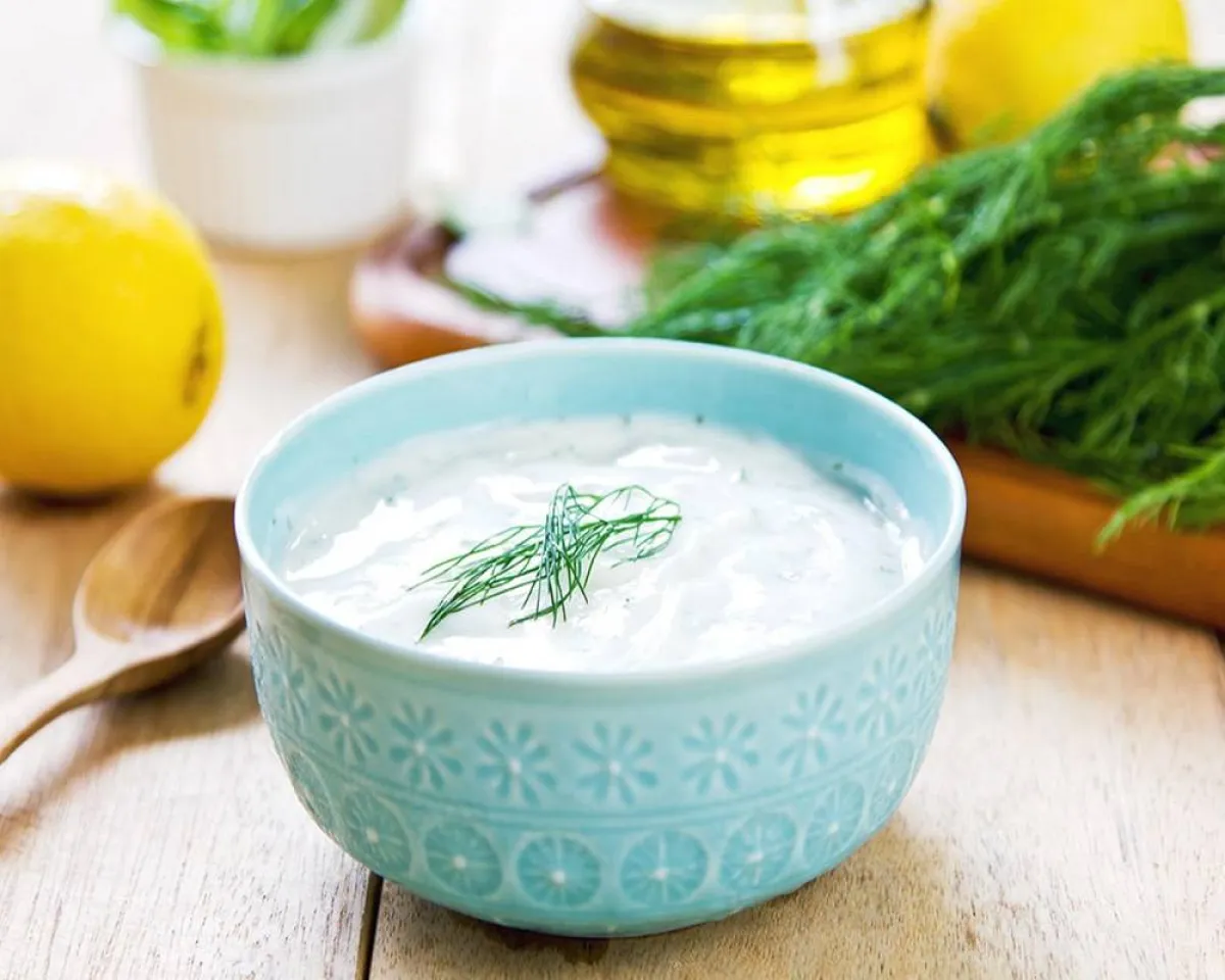 صورة لطبق صحي من الزبادي