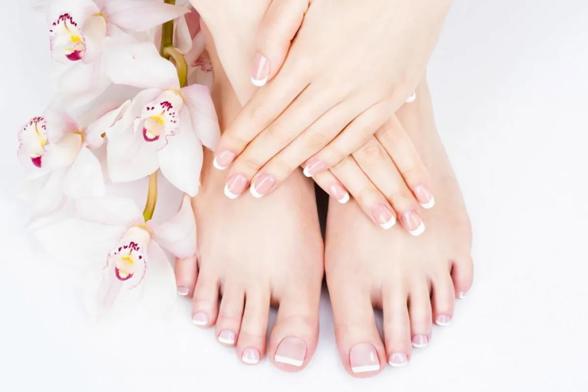 فوائد زيت القرنفل للأظافر