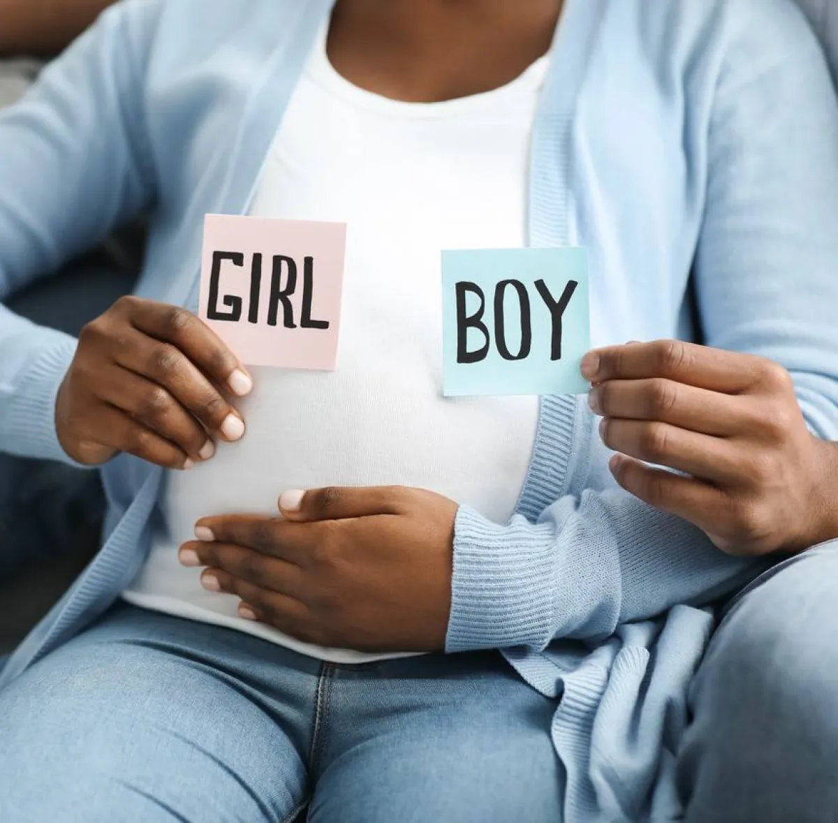 صورة لحامل تتوقع نوع الجنين