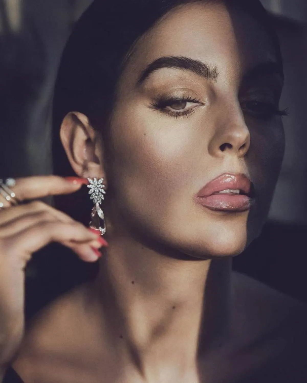 الصورة من حساب جورجينا رودريغيز على انستغرام