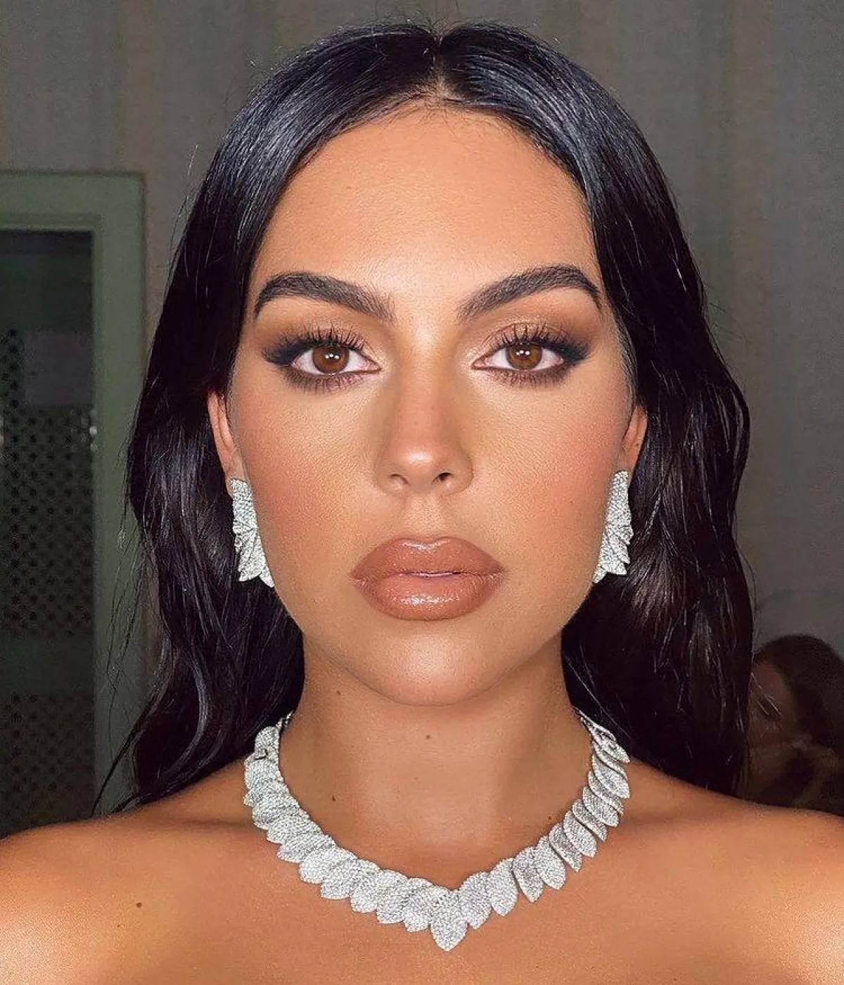 الصورة من حساب جورجينا رودريغيز على انستغرام