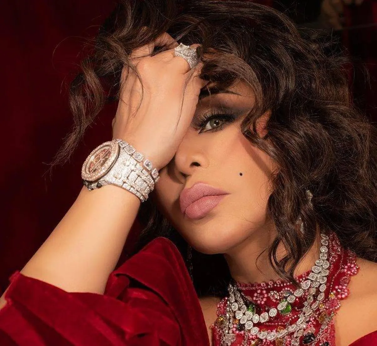 أحلام الشامسي-الصورة من حساب النجمة على انستغرام