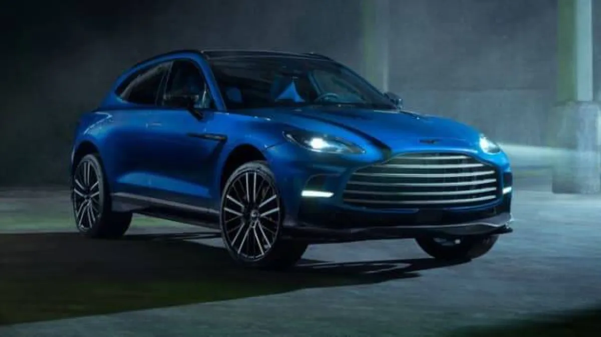 أستون مارتن تطلق سيارة دفع رباعي جديدة