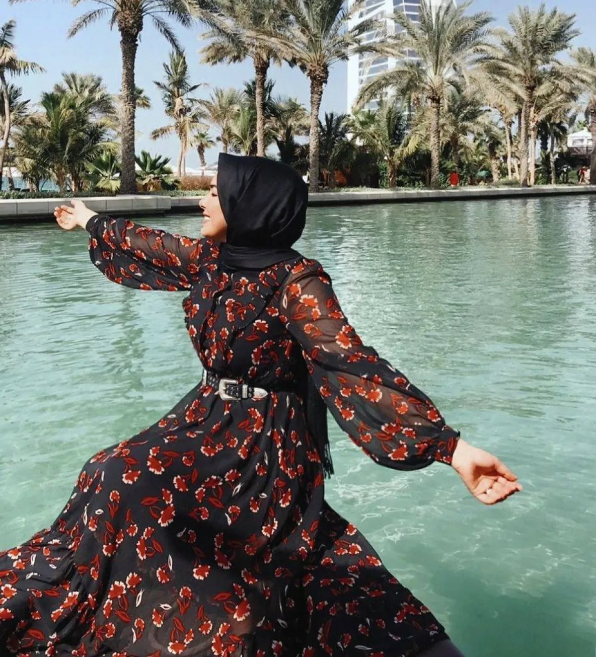 فستان مطبع بالزهور