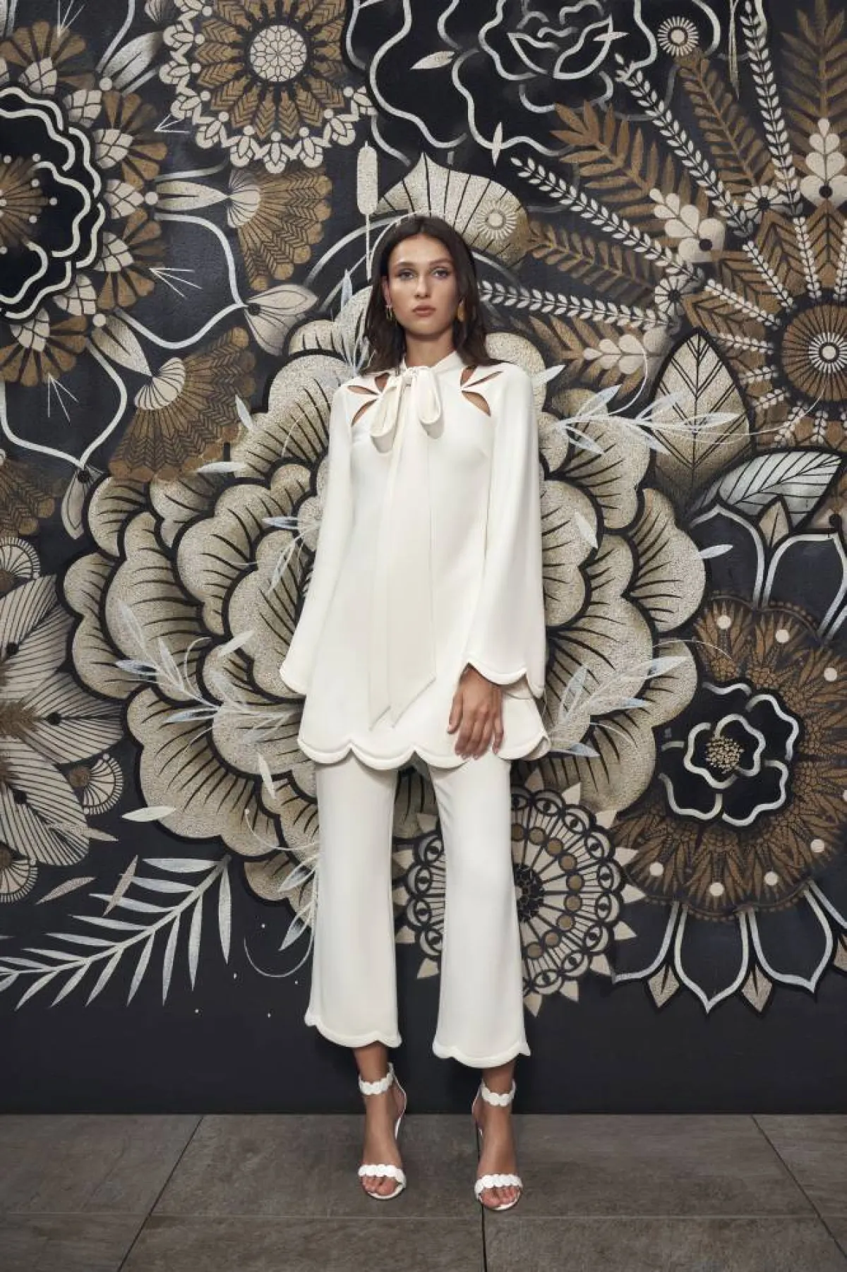 إطلالاتك في يوم الحب