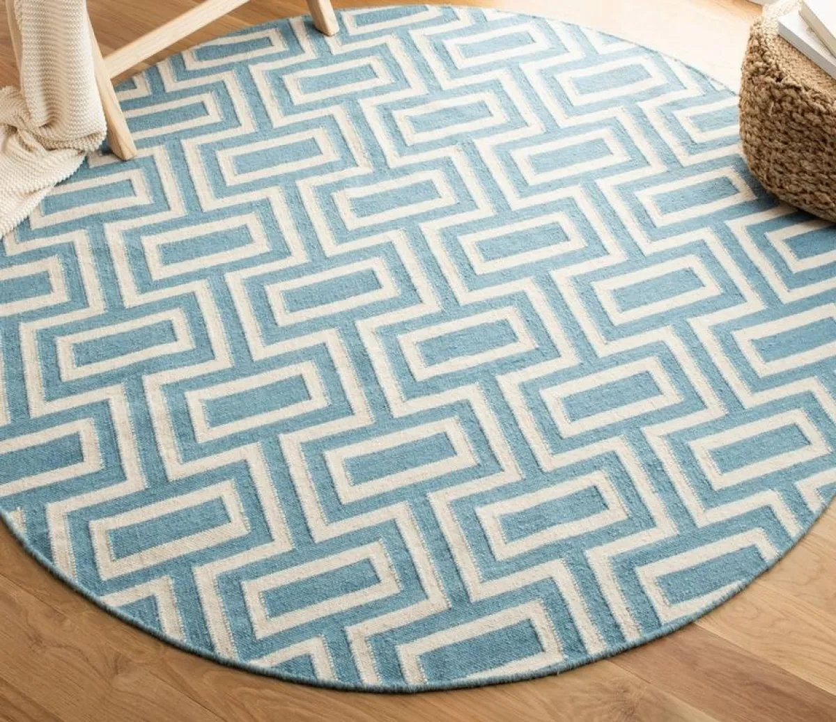 نقوش البساط الكليم عرف تحديثات لتواكب الطراز المعاصر