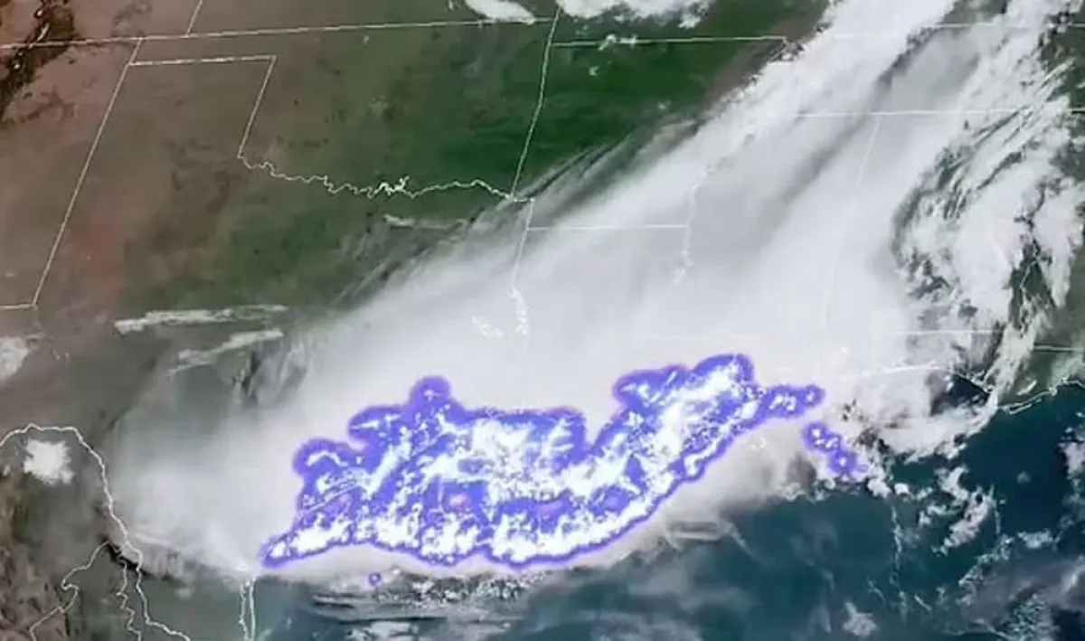  صاعقة برق تستمر لمدة 8.5 ثوان، وتمتد لأكثر من 477 ميلًا؛ لتحقق الأطول على المستوى العالمي 