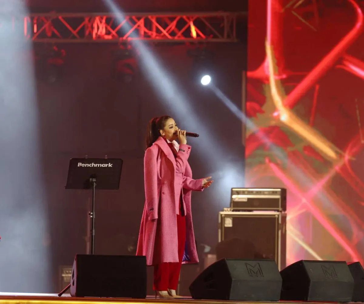 الفنانة رحمة رياض - تصوير صالح الغنام 