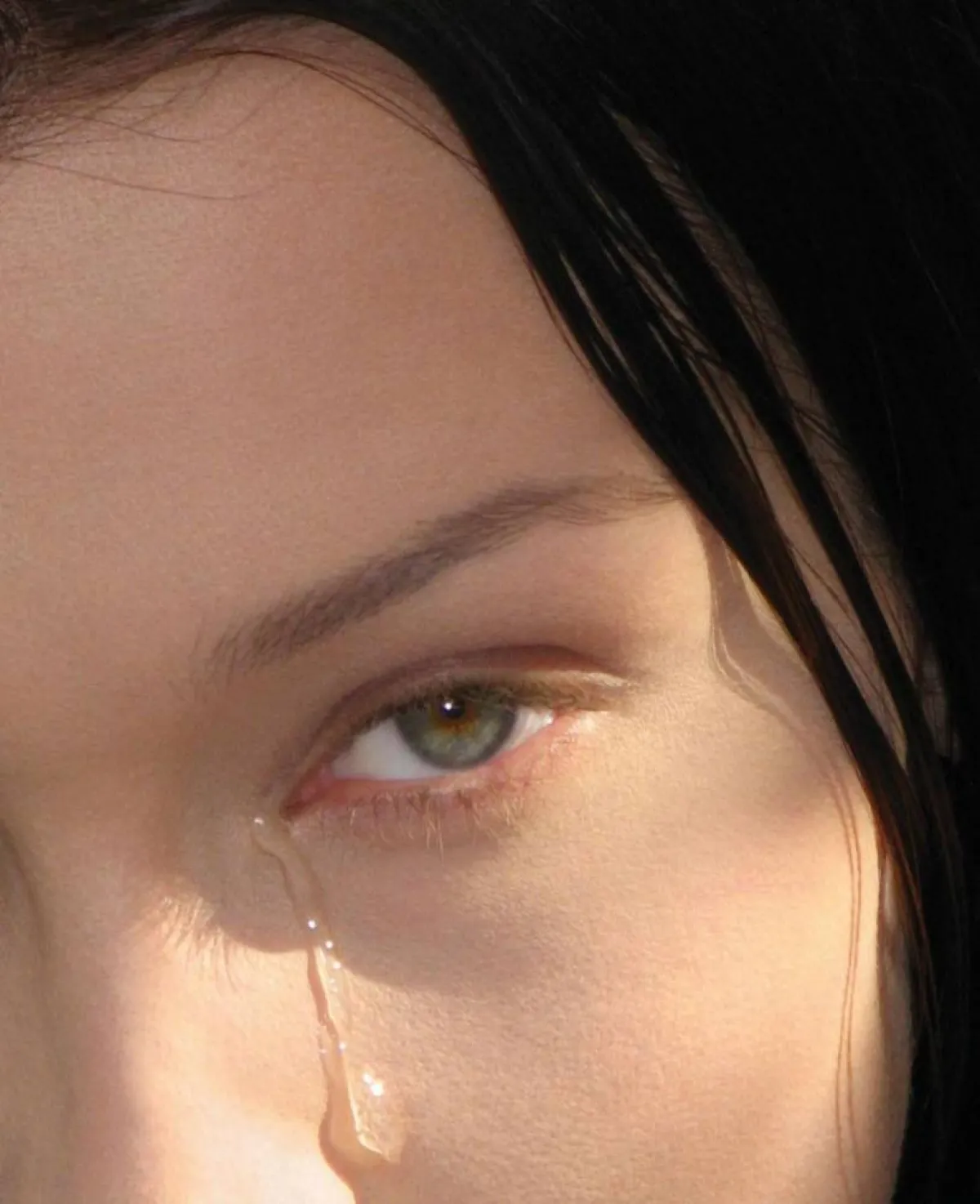 الصورة التي نشرتها بيلا حديد وهي تبكي.. على إنستغرام