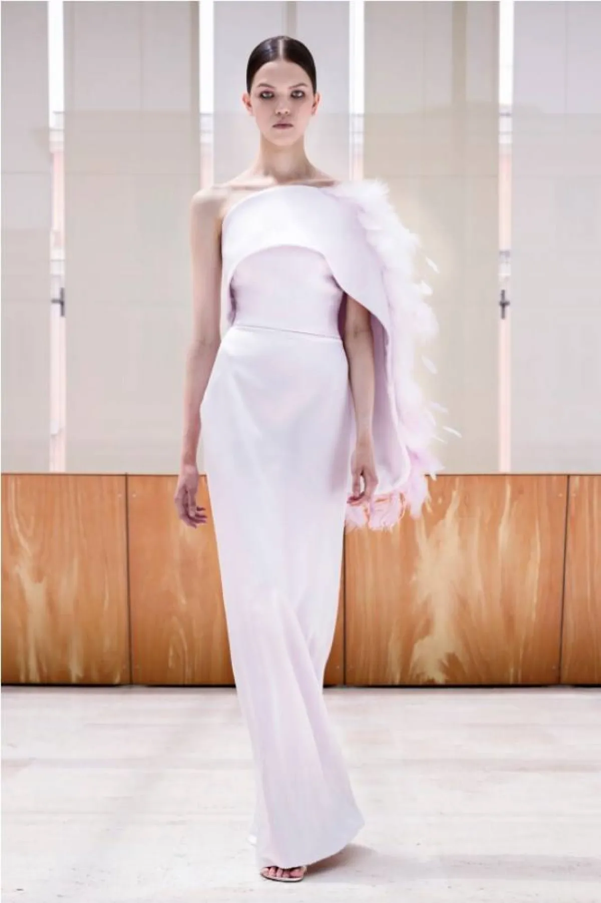 فساتين سهرة ناعمة من انطونيو غريمالدي  Antonio Grimaldi