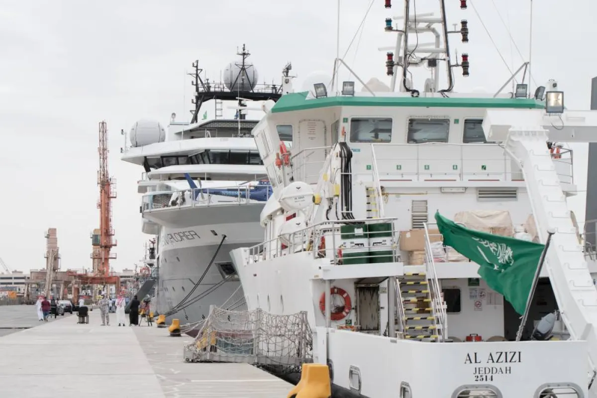مركز تنمية الحياة الفطرية يطلق سفينتي "أوشن إكسبلورر" و"العزيزي" لاستكشاف البحر الأحمر - الصورة من حساب المركز على تويتر