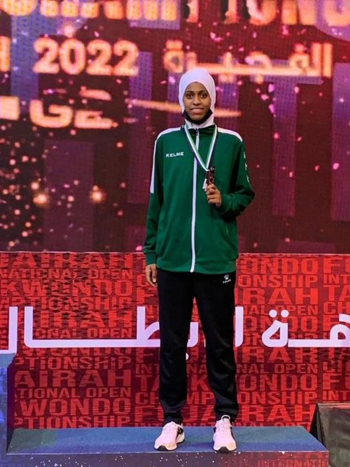 لاعبة المنتخب السعودي للتايكوندو دنيا أبوطالب -الصورة من حساب الاتحاد السعودي للتايكوندو على تويتر