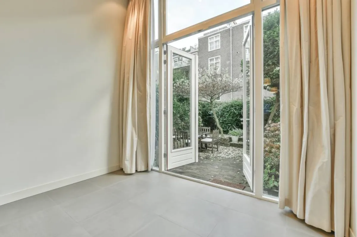 لا تمتدّ تهوية المنزل لأكثر من دقائق معدودة 