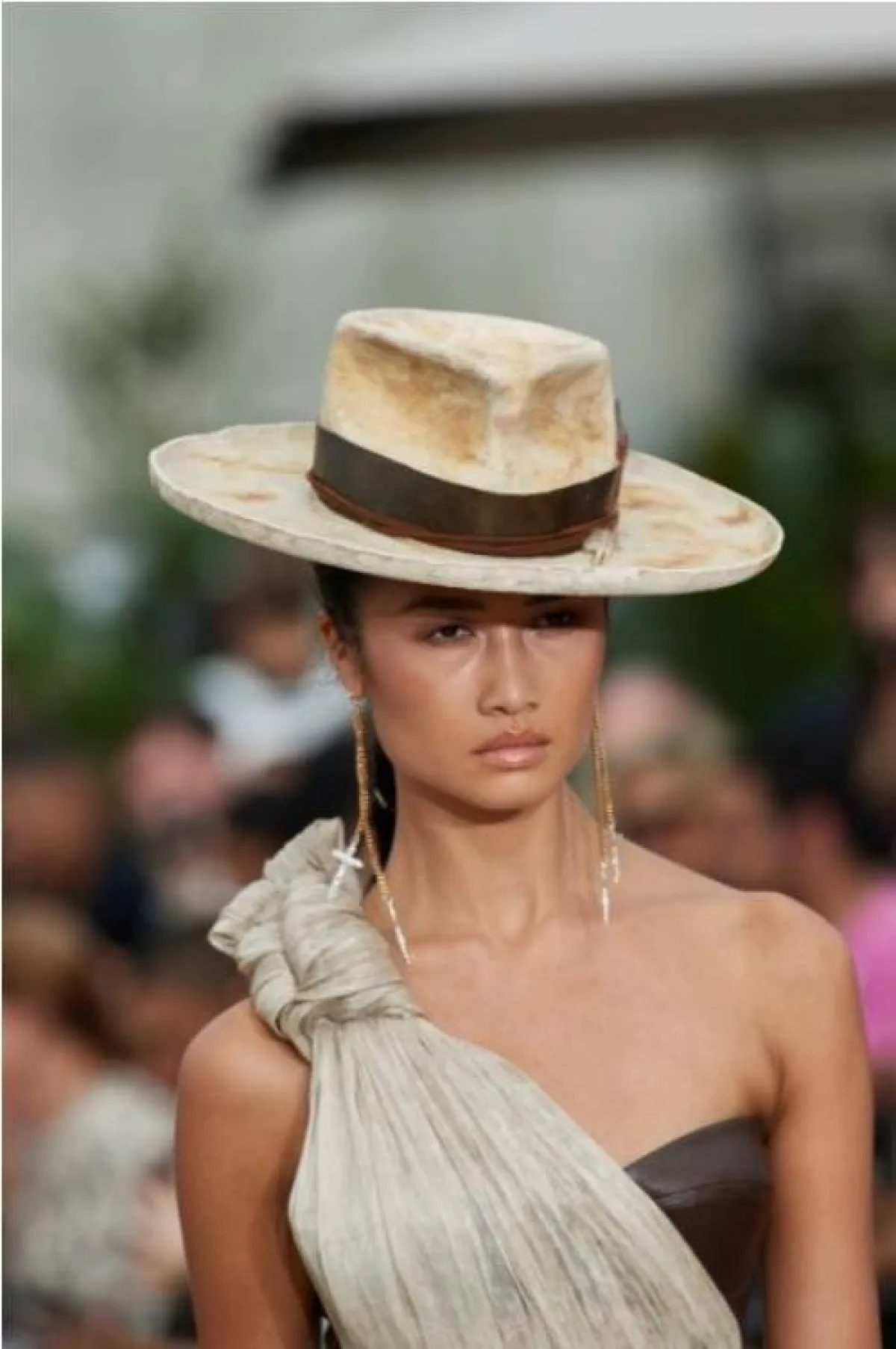 قبعة رأس من برونكس & بانكو  Bronx & Banco