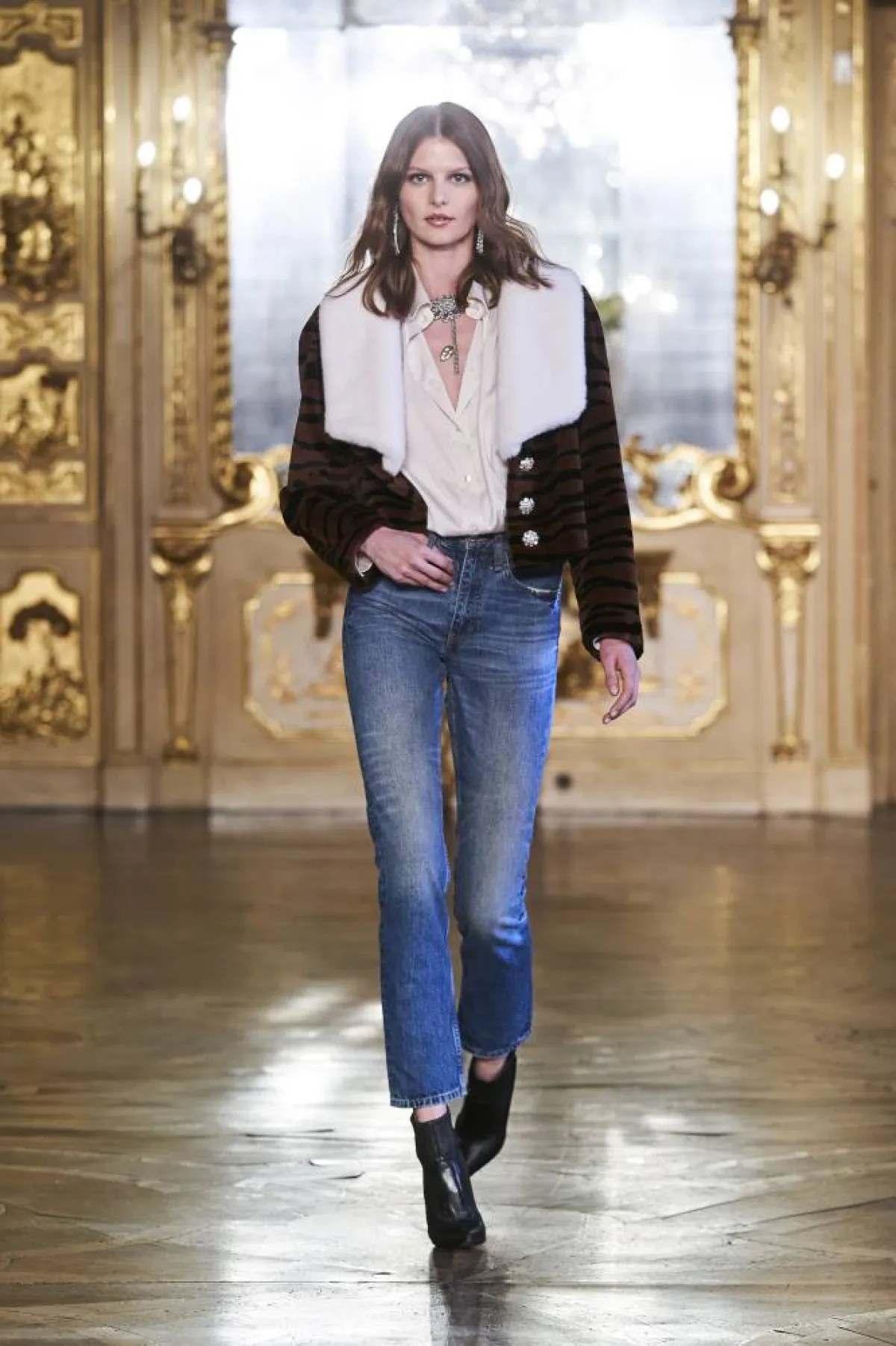 إطلالة كاجوال من براسكي Braschi  