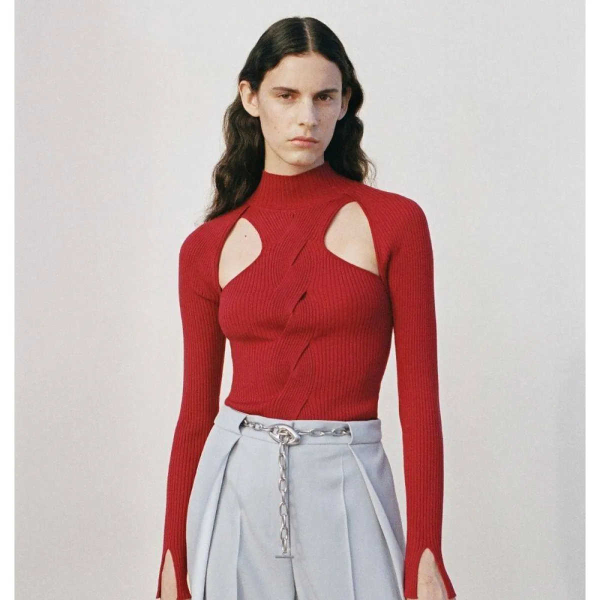 إطلالة كاجوال أنيقة من جوناثان سيمكاي  Jonathan Simkhai  