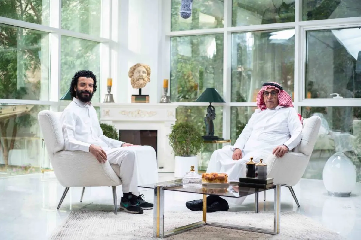 يعقوب الفرحان مع الإعلامي داود الشريان على MBC1 - الصورة من المسؤول الإعلامي لمجموعة الـmbc