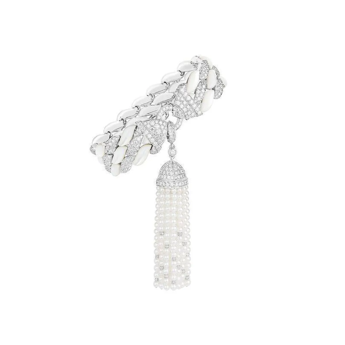 سوار مرصع بعرق اللؤلؤ من بوشرون Boucheron 