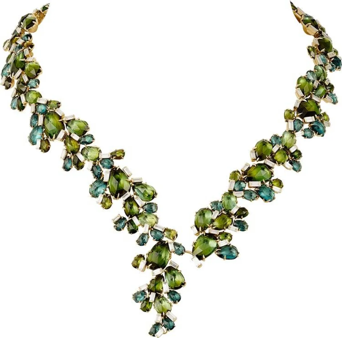 عقد مرصع بحجر التورمالين الأخضر من من كارتييه Cartier