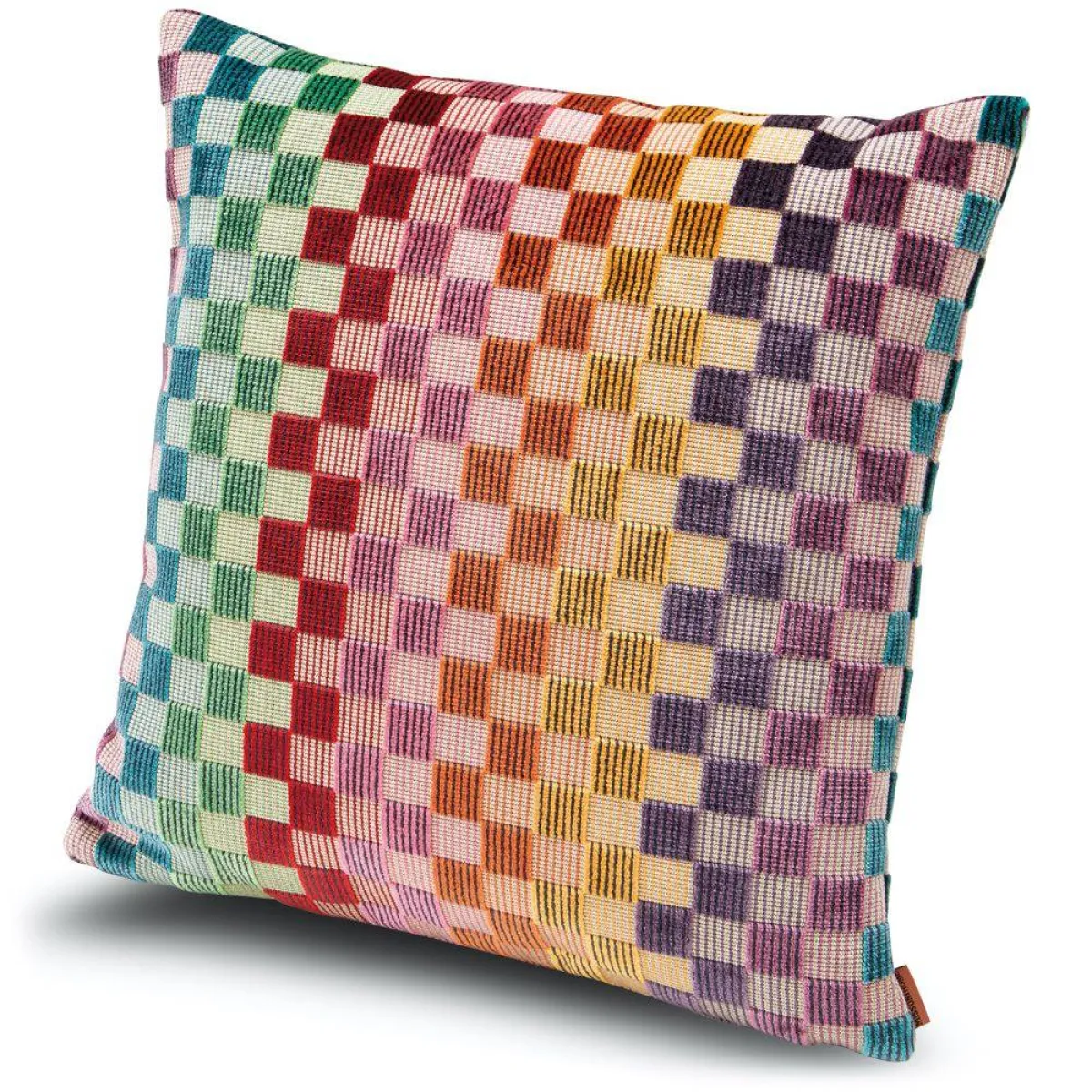 النقوش الهندسيّة التي ظهرت في ستّينيات القرن الماضي عادت إلى واجهة الديكور 