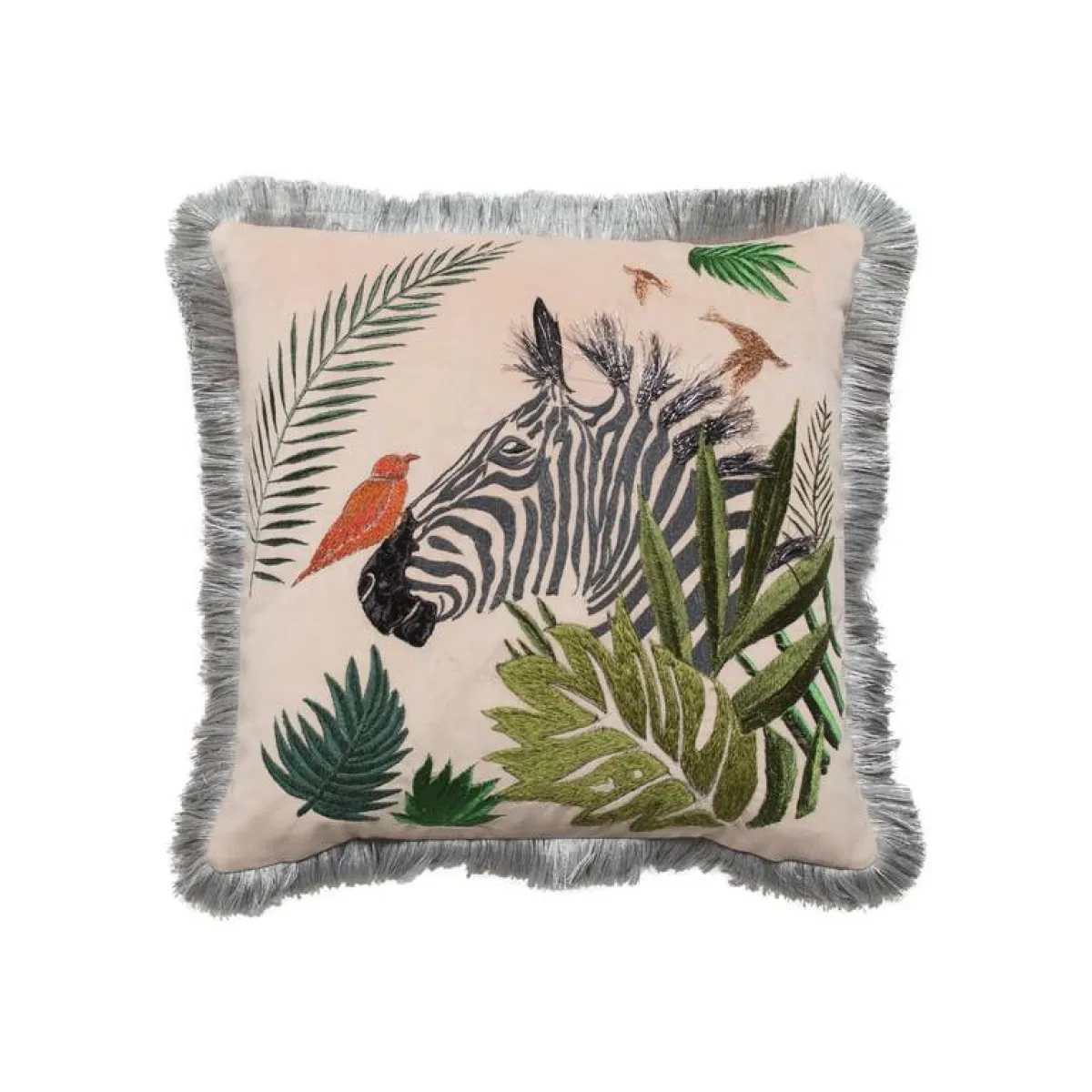 وسادة يبرز غلافها عملًا متأثّرًا بالثقاقة الأفريقيّة