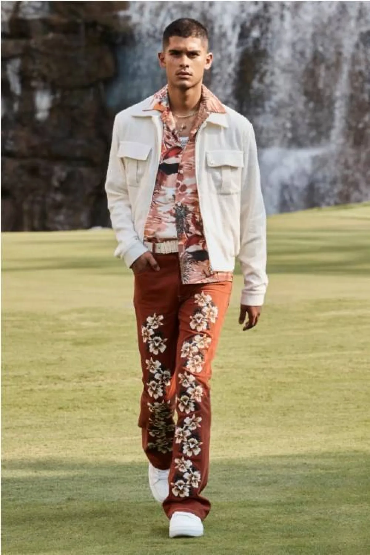 سترة بليزر لإطلالة كاجوال من أميري  Amiri